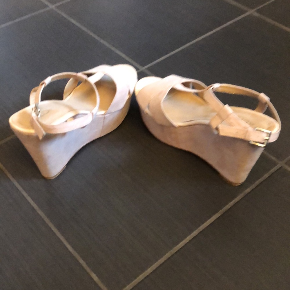 Aldo Solid Nude Platform Sandals 👡 - Picture 2 of 6